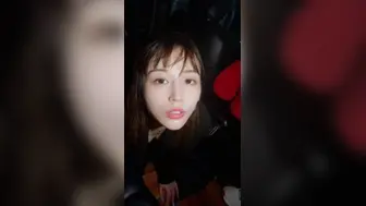 深喉小美女直接口爆