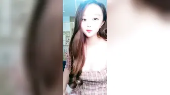 超卡哇伊大眼睛美女【欧尼酱】大尺度性爱私拍流出 萌妹子乱伦处男小表弟 无套抽插一顿操 口爆吞精