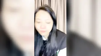 半糖诺宝无敌~超白，超粉，超赞的身材~家里来亲戚啦，完美露脸露奶子，陪狼友们聊骚！枪提起来射奶子上吧！撸起来！