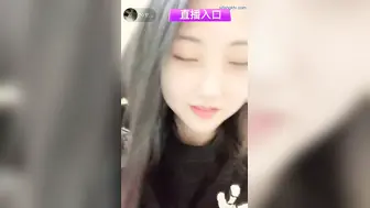 刚刚下海还没播几场的清纯甜美妹子，就直播约啪做爱，万万没想到的是，男主居然是个废物，不管怎么挑逗口交 全程都软的 放不进去