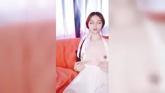 气质高贵美女 斯嘉丽  掰穴自慰，角度很多，诱惑得很