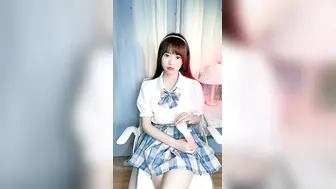 新人！校花美女被干了【一个小丸子】学生校服诱惑~前后上下换着姿势爆抽插~快受不了啦~超带感！