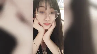 ❣️推荐❣️00后美艳骚妇【曼曼】第二弹，240分钟超漂亮,扒穴自慰,粉奶粉穴，口塞内裤自慰狂插高潮翻白眼 (3)