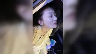 高质露脸泄密⚡人不可貌相，究极反差婊酒后烂醉如泥，躺在地上屎尿横飞不醒人事＋开房性爱自拍