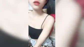 00后系列~！最强少女小班花可爱胸型不露脸可惜了#萝莉