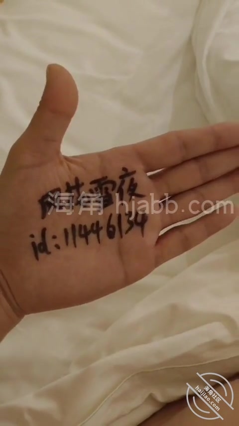 血汗淋漓 操干妈 一直叫坏蛋儿子 刺激呻吟叫床对白 绝对不亏