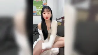 肥臀美穴超嫩小姐姐！包臀裙翘起超性感！坚挺粉嫩美乳