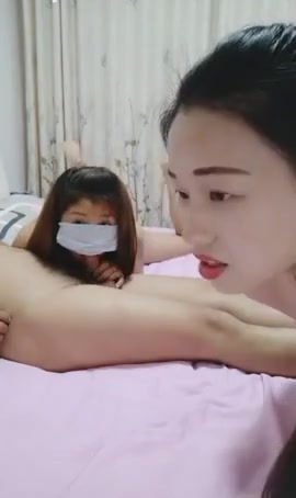 【国产】一男二女直播-先是一男一女啪啪啪-然后落空的妹子开始自慰