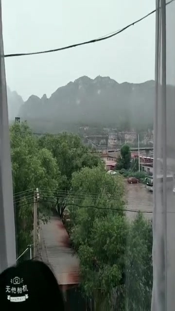 后入小骚货景区旅游