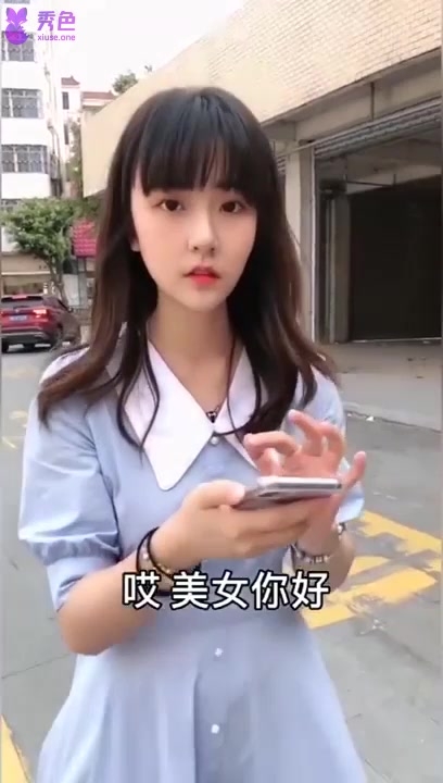 学生妹给你来一段床上激情热舞