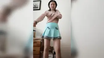 小美女自摸全身给我看